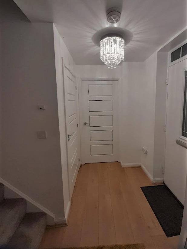 Beautiful 4 Bedroom Treasure Home Hemel Hempstead Exterior foto